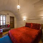 Lucky Cave Cappadocia גורמה