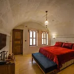 Lucky Cave Cappadocia גורמה