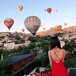 Lucky Cave Cappadocia מלון 3*