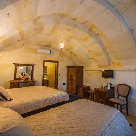 Lucky Cave Cappadocia 3*