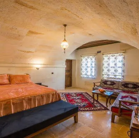 Lucky Cave Cappadocia Hotel 3*