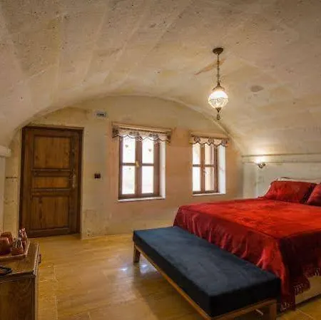 Lucky Cave Cappadocia 3*