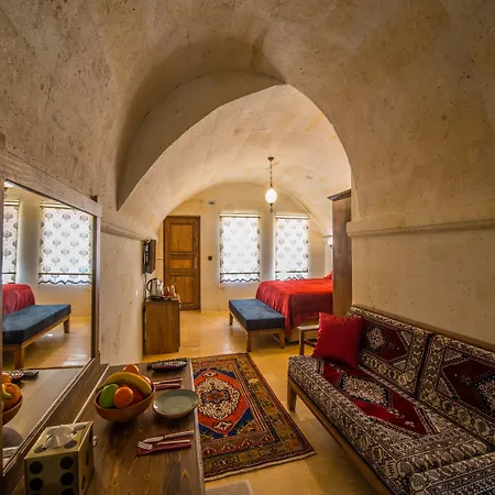 Lucky Cave Cappadocia 3*