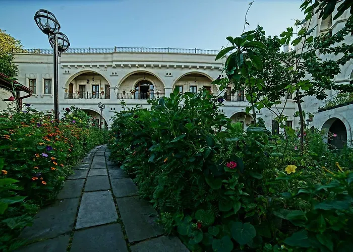 Lucky Cave Cappadocia 3*